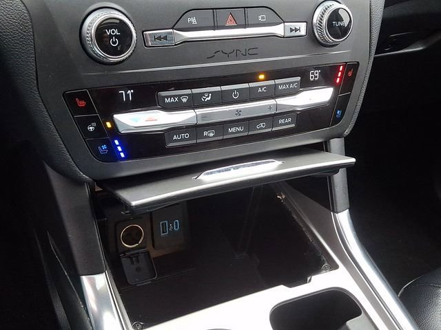 Certified 2020 Ford Explorer Limited w/ Class III Trailer Tow Package image 17