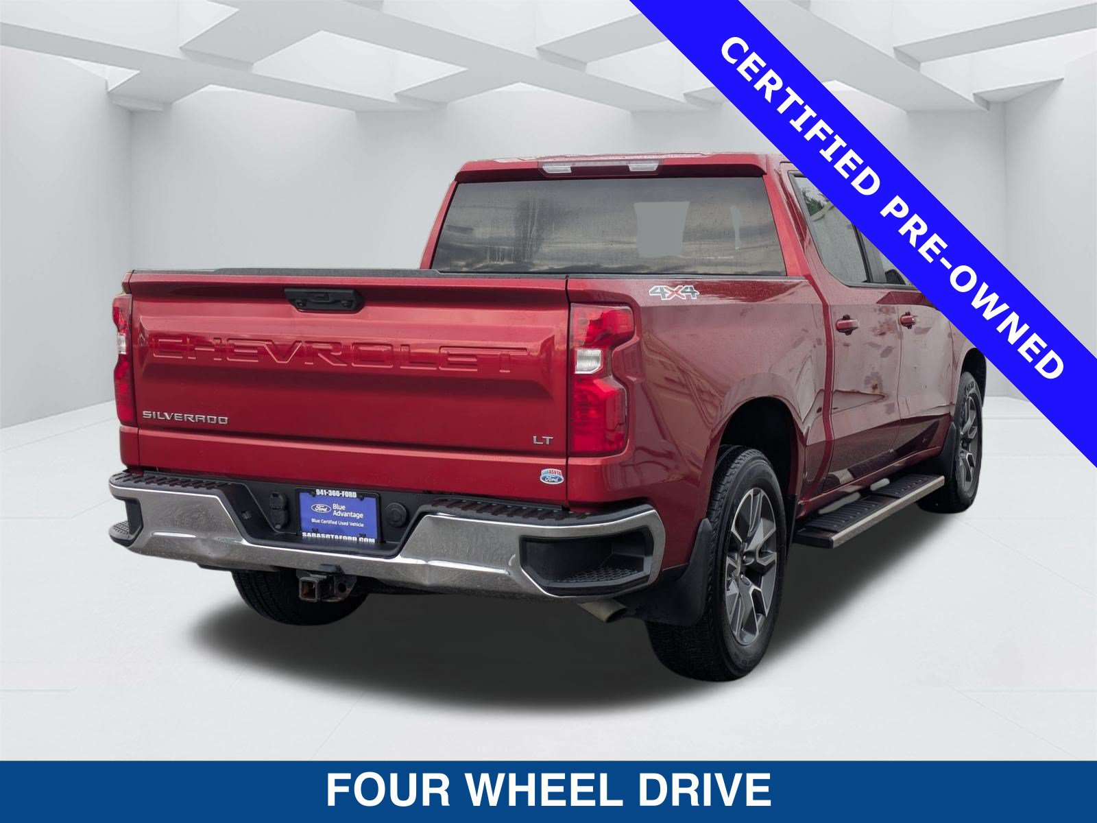 Used 2023 Chevrolet Silverado 1500 LT w/ Protection Package AWD/4WD image 5