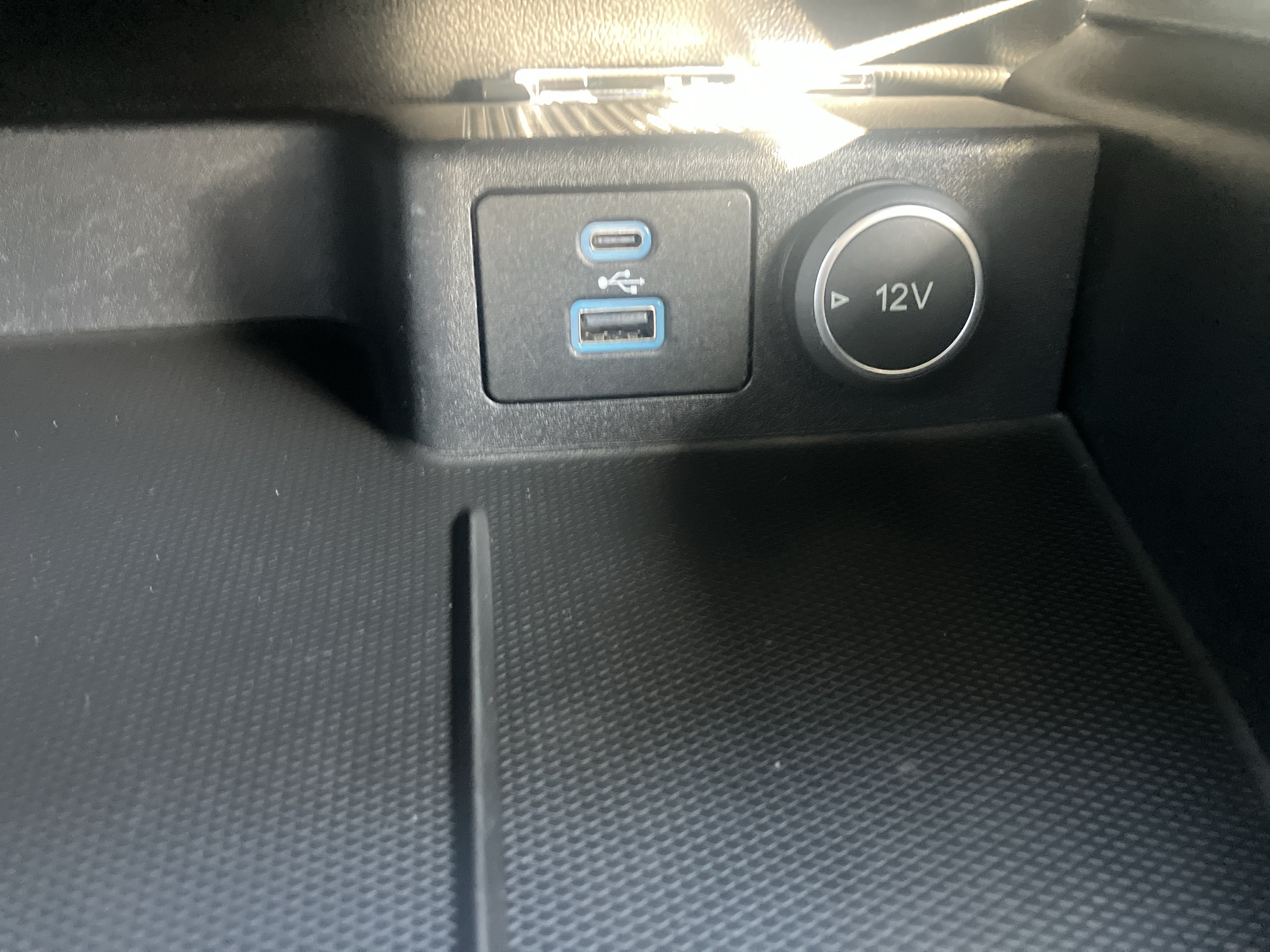 Certified 2021 Ford Escape SEL AWD/4WD image 30