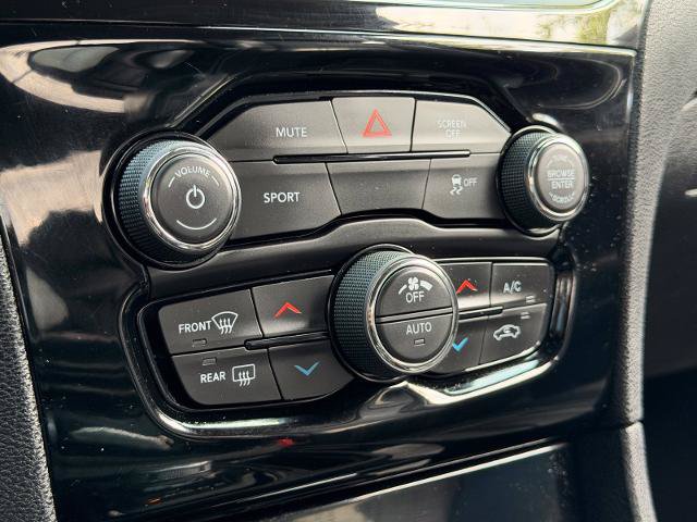 Used 2019 Chrysler 300 S RWD image 12