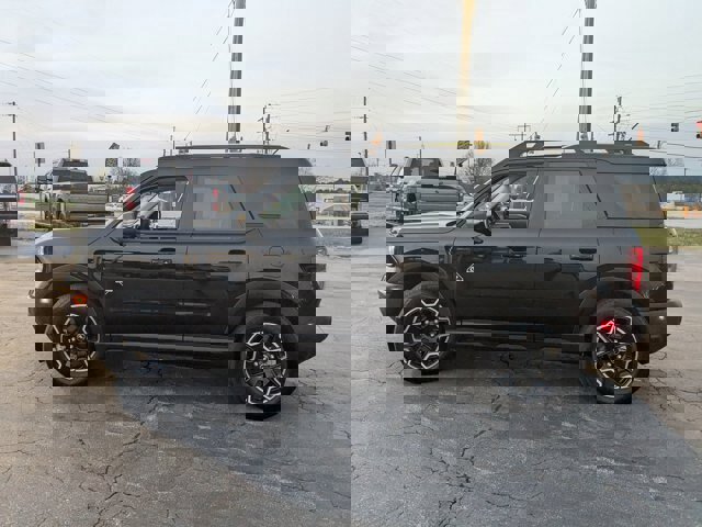 Certified 2025 Ford Bronco Sport Outer Banks w/ Outer Banks Tech Package+ image 2