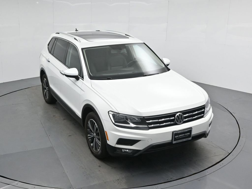 Used 2018 Volkswagen Tiguan SEL w/ 3rd Row Seat Package image 4