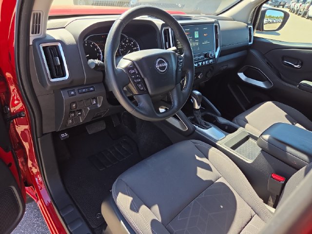 Used 2025 Nissan Frontier SV w/ SV Convenience Package AWD/4WD image 11