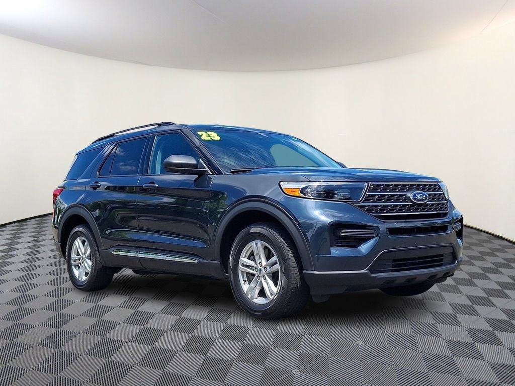 Certified 2023 Ford Explorer XLT AWD/4WD image 1