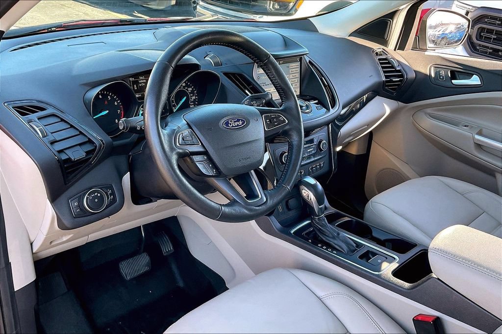 Certified 2019 Ford Escape Titanium AWD/4WD image 13