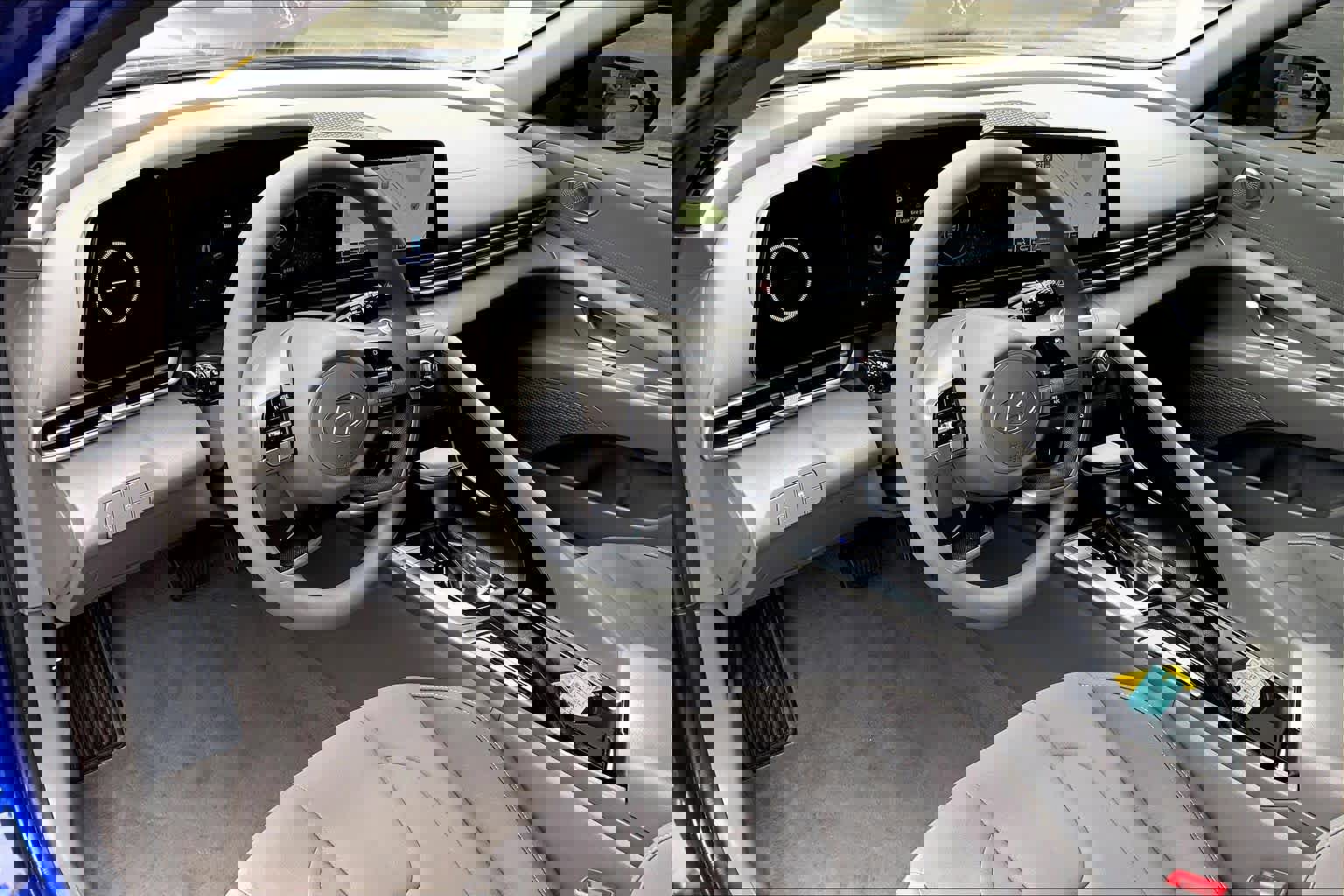 Used 2024 Hyundai Elantra SEL image 15