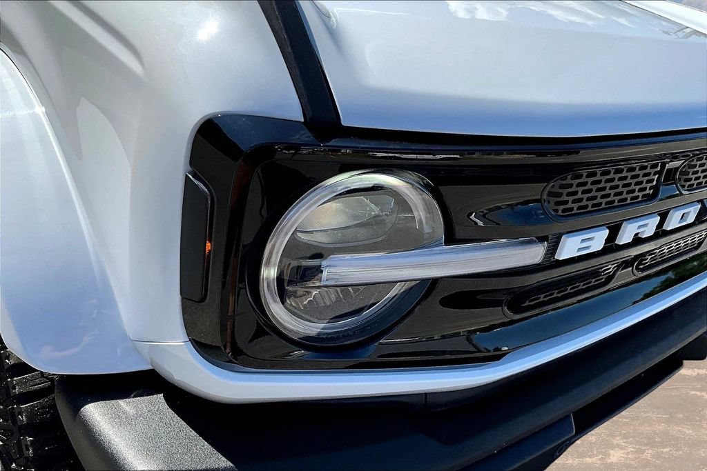 Certified 2024 Ford Bronco Outer Banks w/ Sasquatch Package AWD/4WD image 33