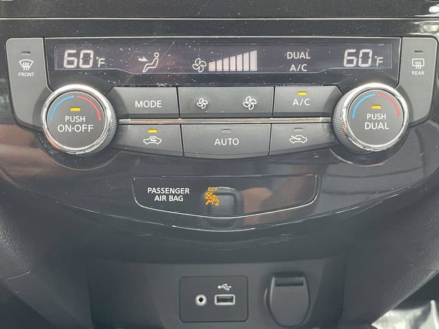 Used 2018 Nissan Rogue SL AWD/4WD image 20