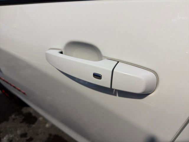 Used 2018 Chevrolet Equinox LT image 17