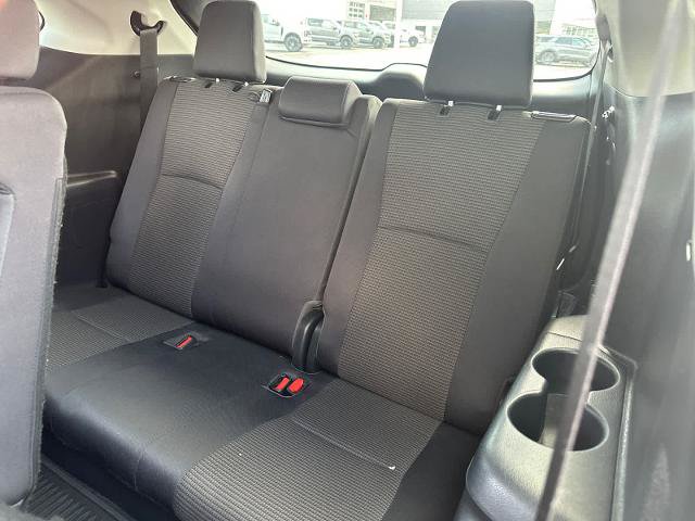 Used 2023 Toyota Highlander L FWD image 31