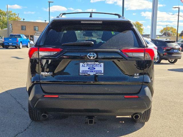 Used 2019 Toyota RAV4 LE image 13