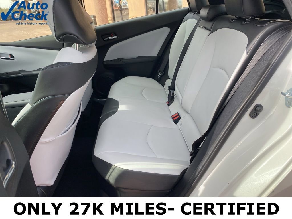 Used 2020 Toyota Prius XLE w/ Advanced Technology Package image 17