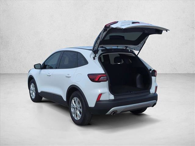 Certified 2025 Ford Escape Active FWD image 9