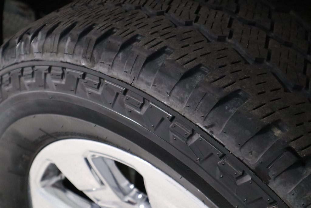 Certified 2024 Ford F250 Lariat w/ Chrome Package image 16