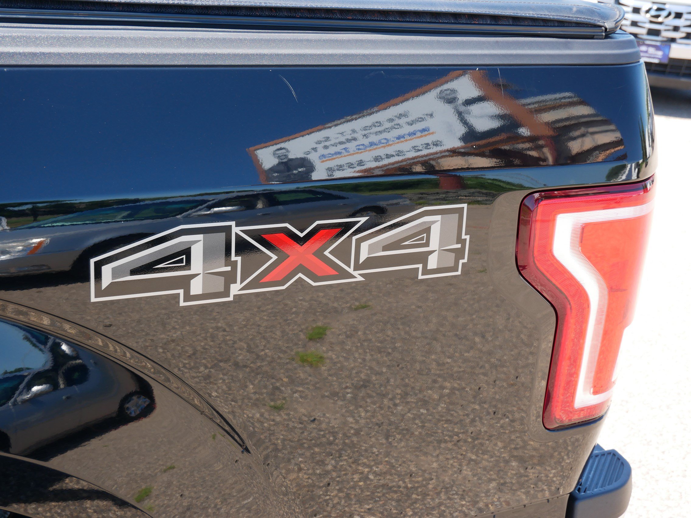 Certified 2022 Ford F150 4x4 SuperCrew image 17