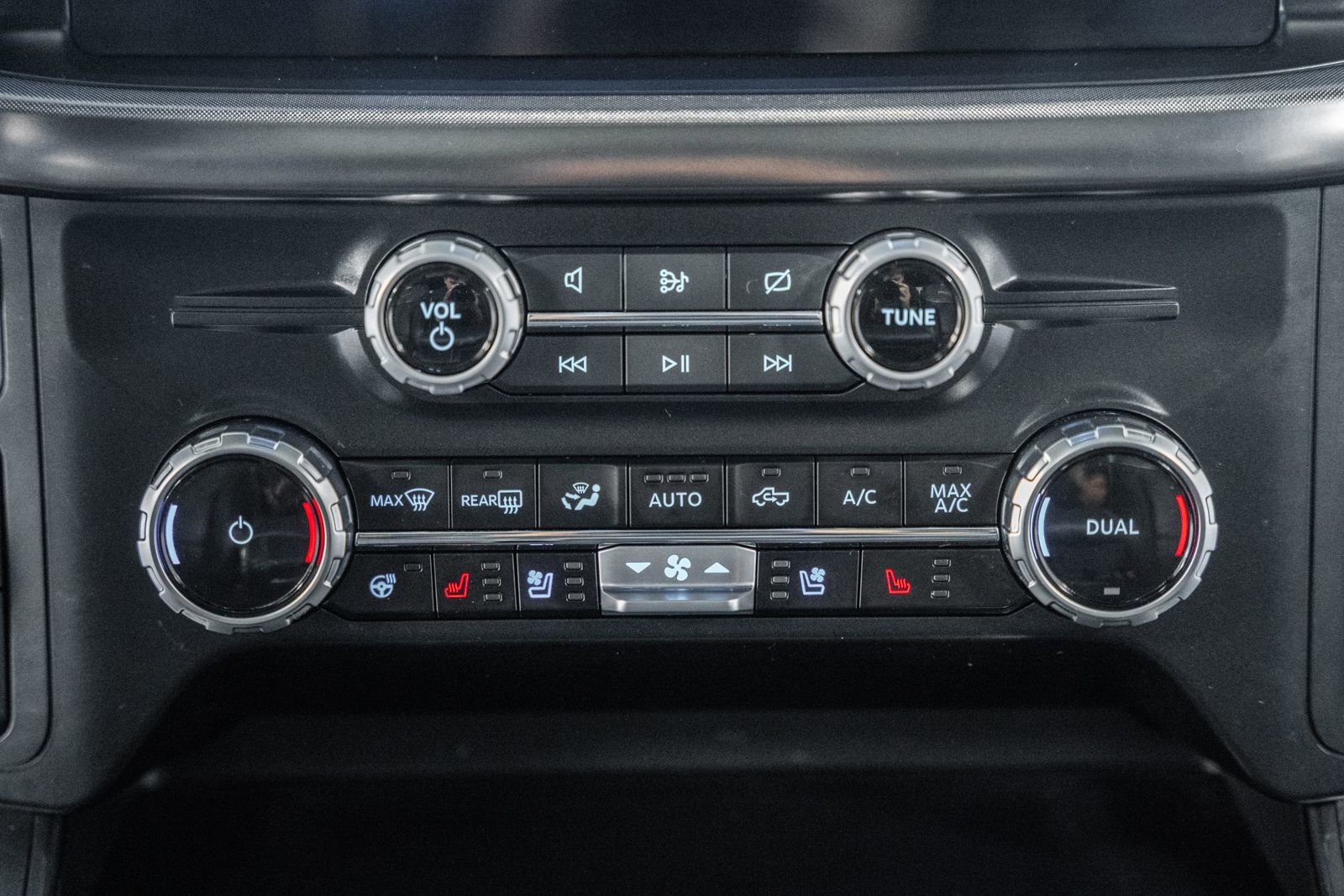 Certified 2023 Ford F150 Tremor w/ Equipment Group 402A High image 27