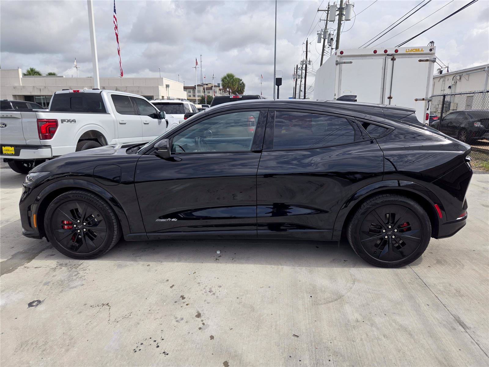 Certified 2025 Ford Mustang Mach-E GT AWD/4WD image 5