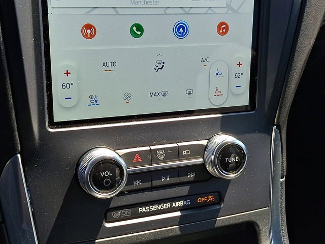 Certified 2024 Ford Edge Titanium w/ Equipment Group 301A AWD/4WD image 16