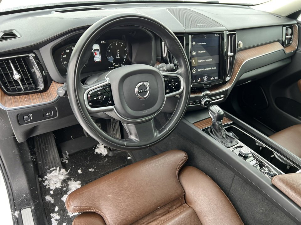 Used 2020 Volvo XC60 T6 Inscription w/ Protection Package Premier image 22
