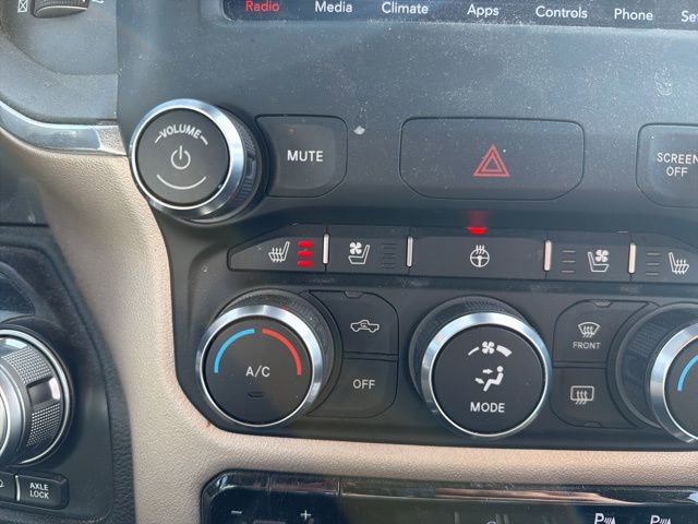 Used 2021 RAM 1500 Laramie w/ Off Road Group image 31