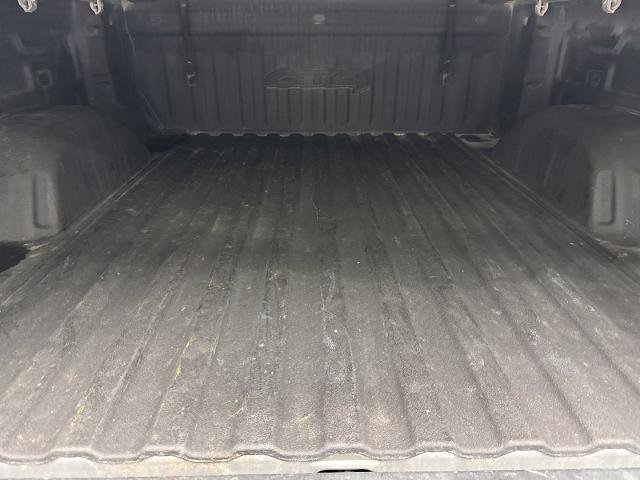 Used 2022 GMC Sierra 1500 AT4 AWD/4WD image 9