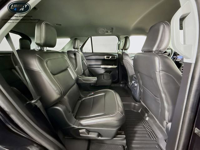 Certified 2022 Ford Explorer XLT w/ Equipment Group 202A image 28