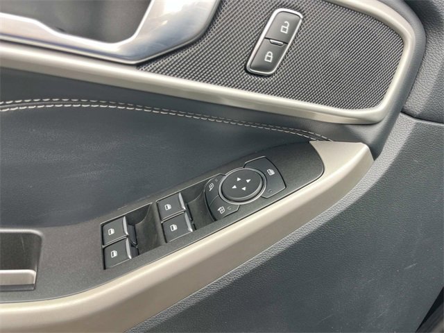 Certified 2022 Ford Explorer XLT w/ Equipment Group 202A image 28