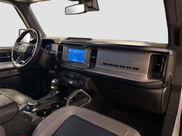 Certified 2021 Ford Bronco Outer Banks w/ Sasquatch Package image 26