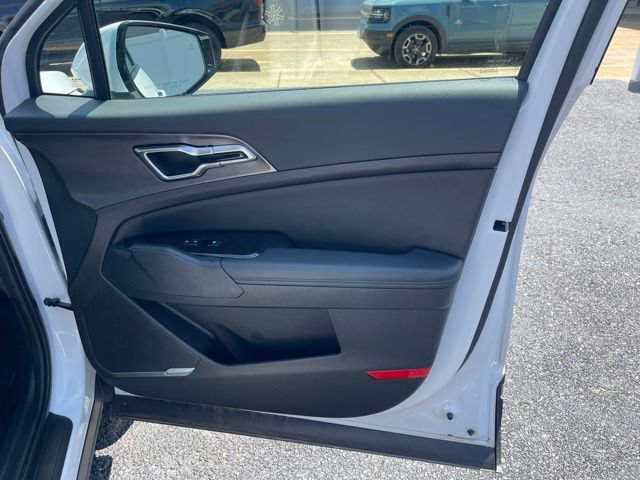 Used 2025 Kia Sportage SX FWD image 19