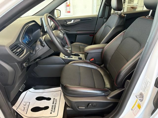Certified 2023 Ford Escape ST-Line Select w/ Tech Pack #2 AWD/4WD image 16