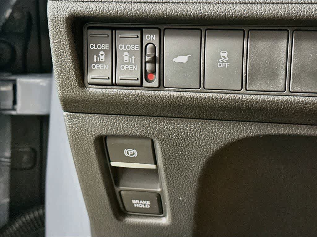 Used 2025 Honda Odyssey Sport-L image 26