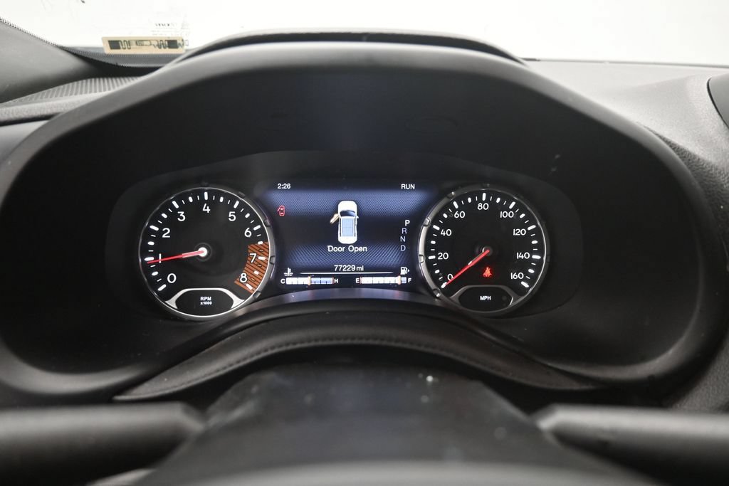 Used 2022 Jeep Renegade Altitude AWD/4WD image 4