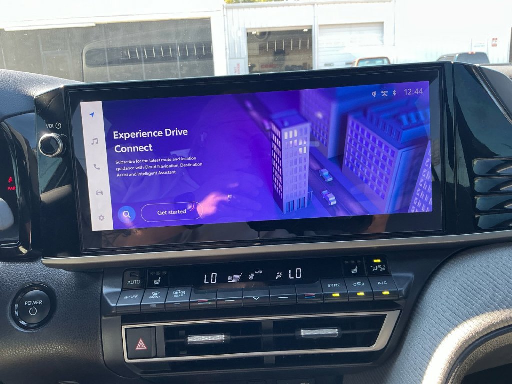 Used 2026 Toyota Camry SE w/ Multimedia Upgrade Package FWD image 26