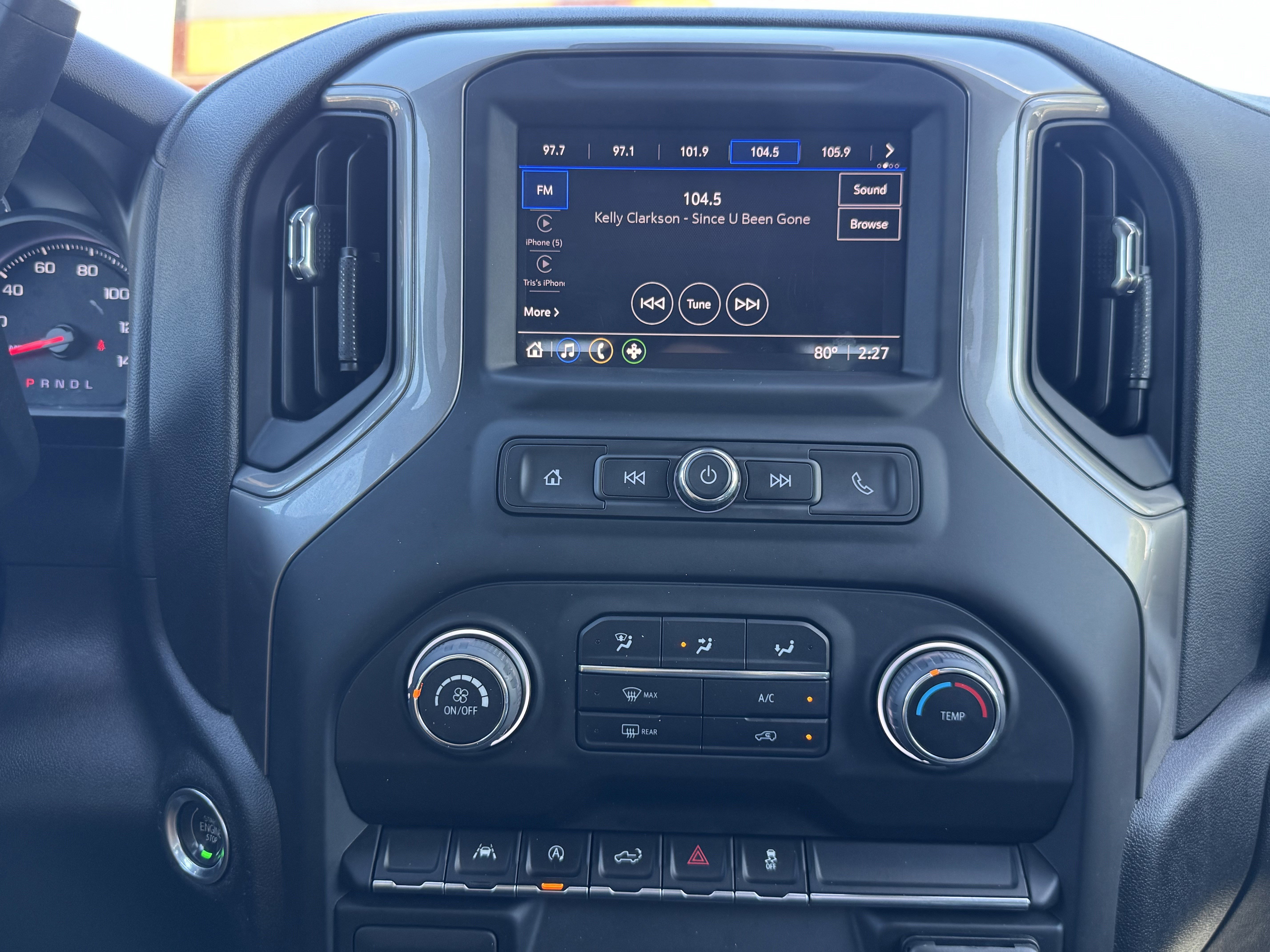 Used 2022 Chevrolet Silverado 1500 Custom image 18