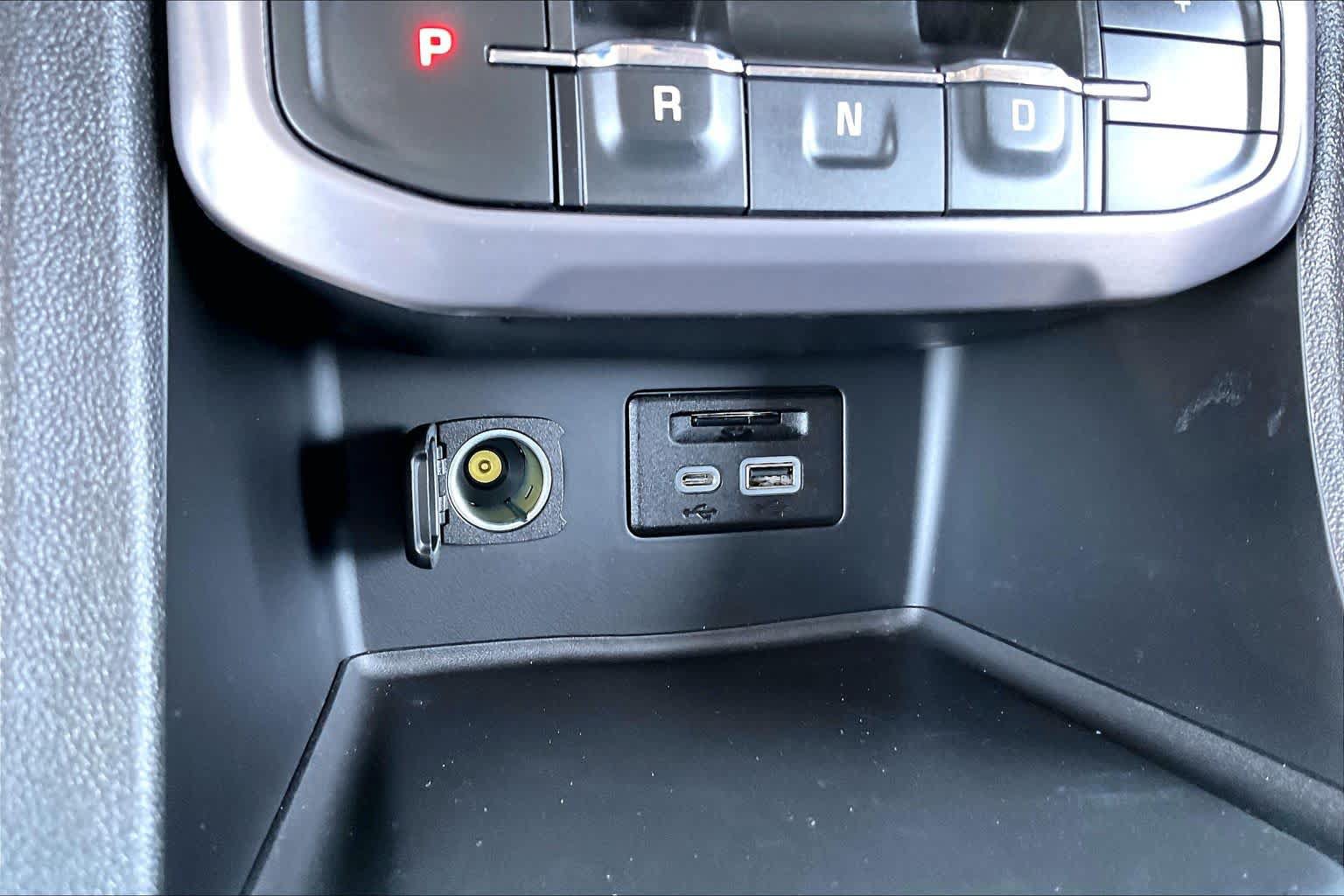 Used 2020 GMC Acadia AT4 w/ Trailering Package AWD/4WD image 31