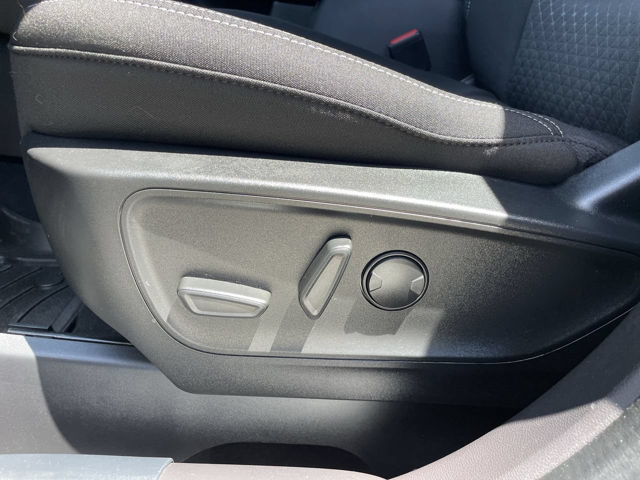 Certified 2023 Ford Escape Active w/ Tech Pack #1 FWD image 19