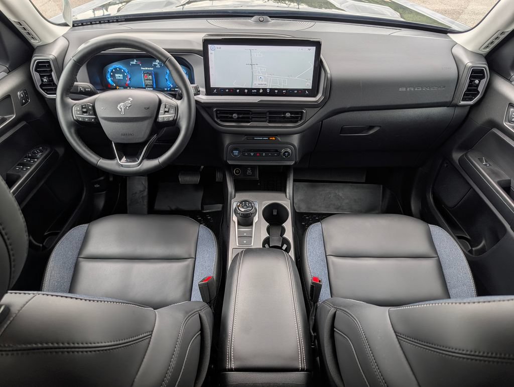 Certified 2025 Ford Bronco Sport Outer Banks w/ Outer Banks Tech Package+ AWD/4WD image 14