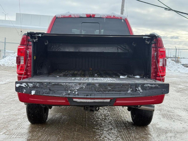 Certified 2022 Ford F150 XLT w/ Equipment Group 302A High image 11