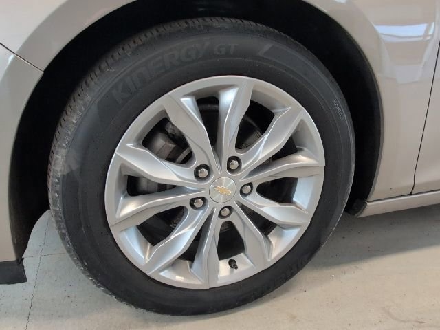 Used 2023 Chevrolet Malibu LT image 11