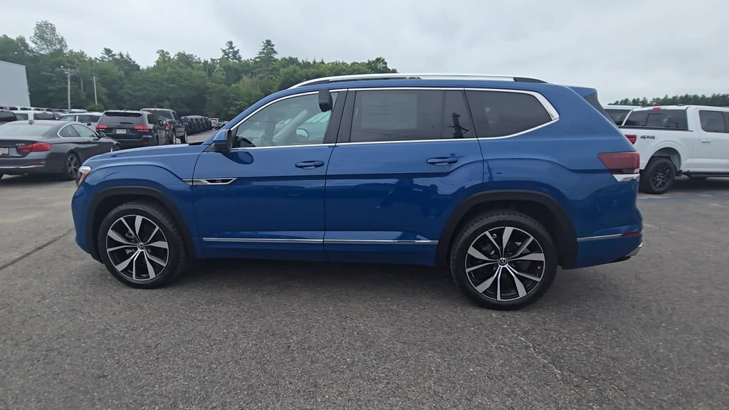 Used 2025 Volkswagen Atlas SEL Premium R-Line AWD/4WD image 17