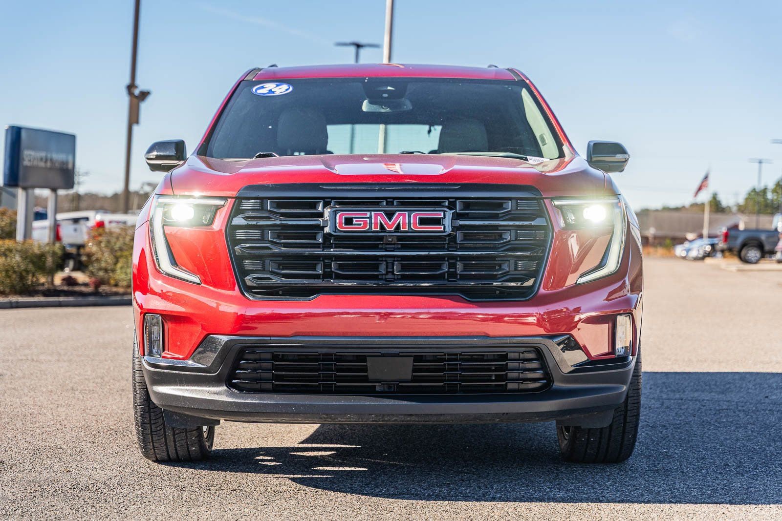 Used 2024 GMC Acadia Elevation w/ Black Edition image 2