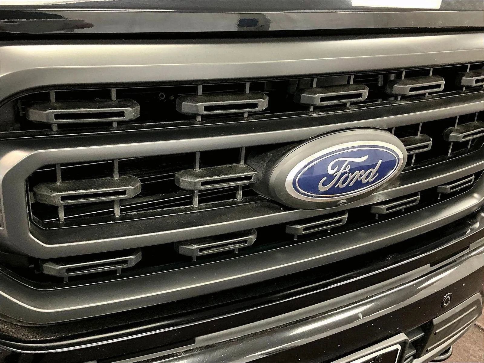 Certified 2023 Ford F150 XLT w/ Equipment Group 302A High image 29