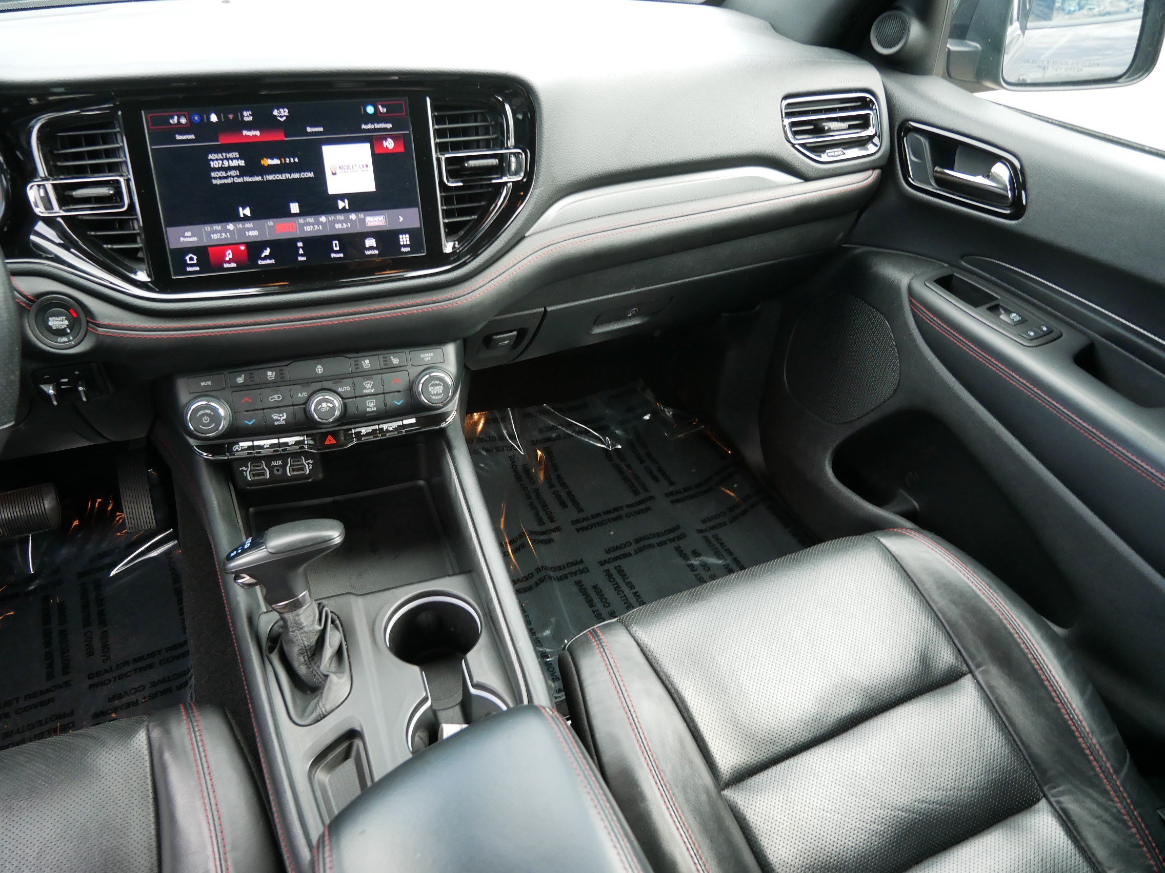 Used 2024 Dodge Durango GT AWD/4WD image 11