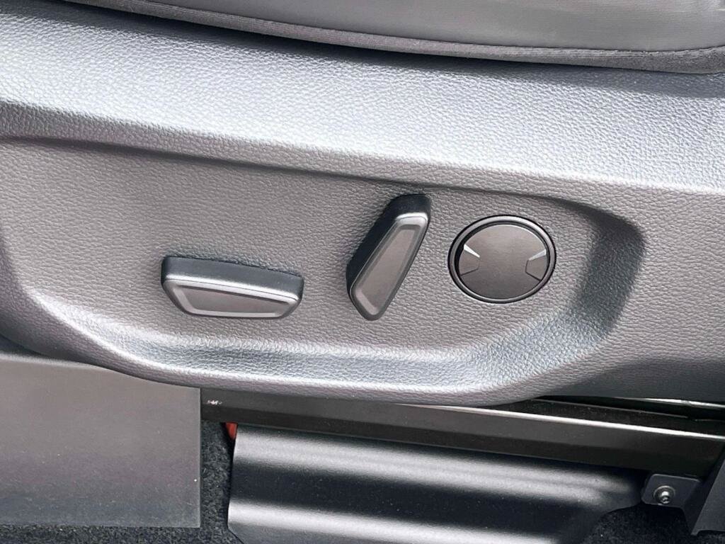 Certified 2025 Ford Ranger Raptor AWD/4WD image 16