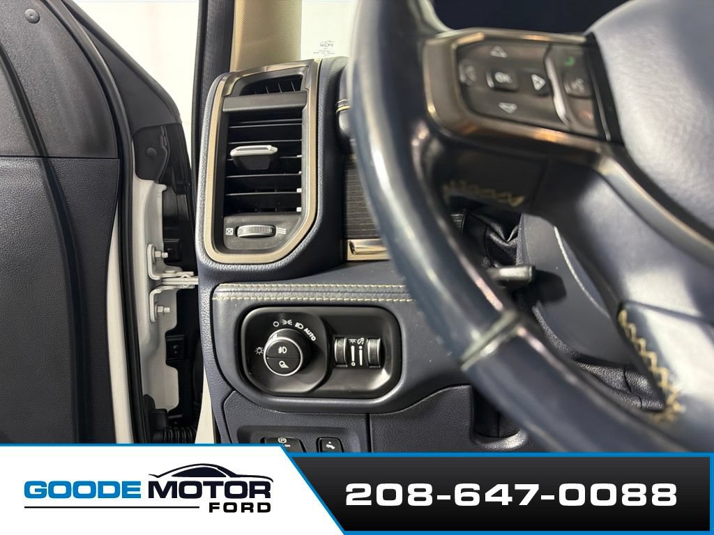 Used 2019 RAM 1500 Limited AWD/4WD image 14