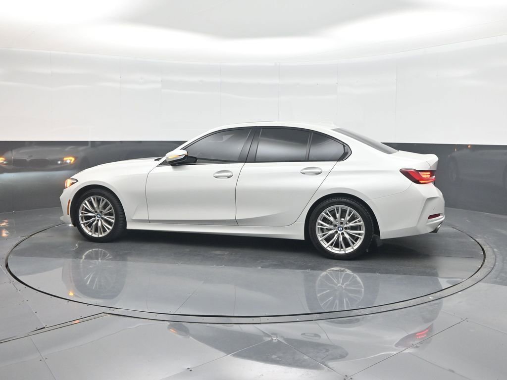 Used 2023 BMW 330i Sedan w/ Driving Assistance Package RWD image 27