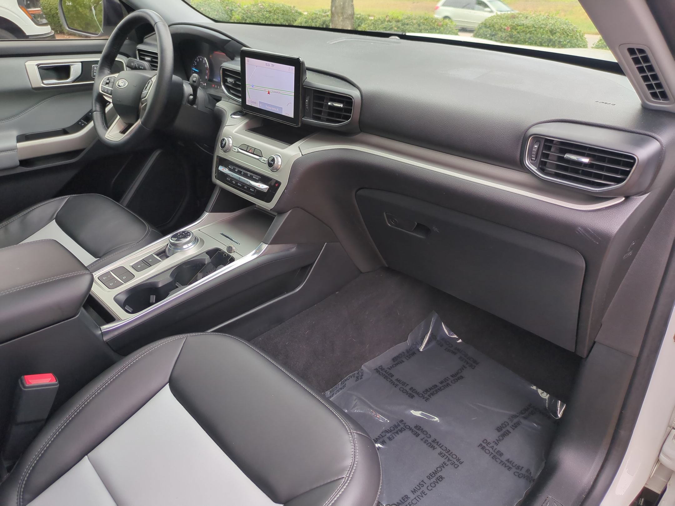 Certified 2022 Ford Explorer XLT RWD image 36