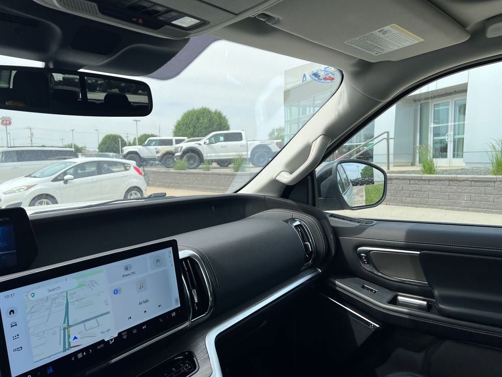 Certified 2025 Ford Expedition Platinum AWD/4WD image 24