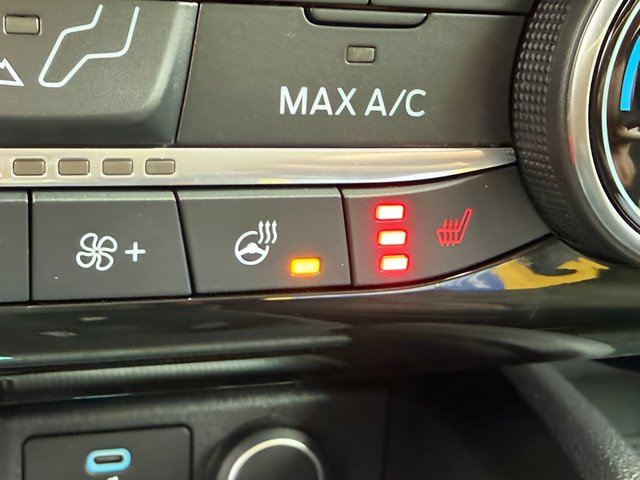 Certified 2021 Ford Escape SEL w/ SEL Stealth AWD Package image 14