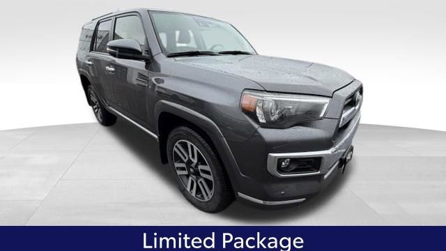 Used 2023 Toyota 4Runner Limited AWD/4WD image 5